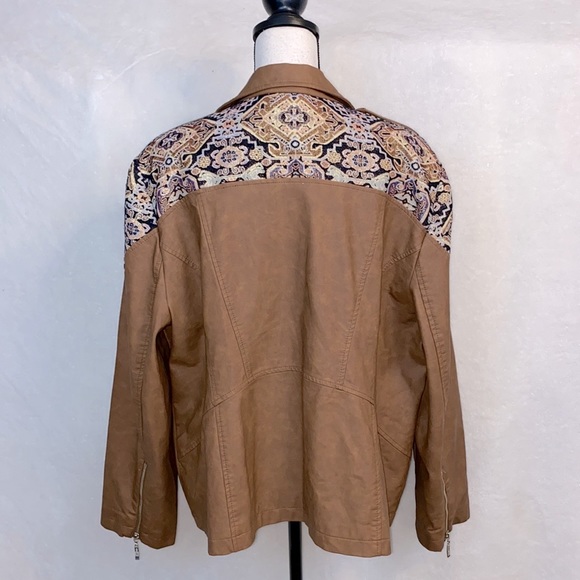 Chico’s Faux Leather Jacquard Moto Jacket Size 2X - Picture 4 of 12